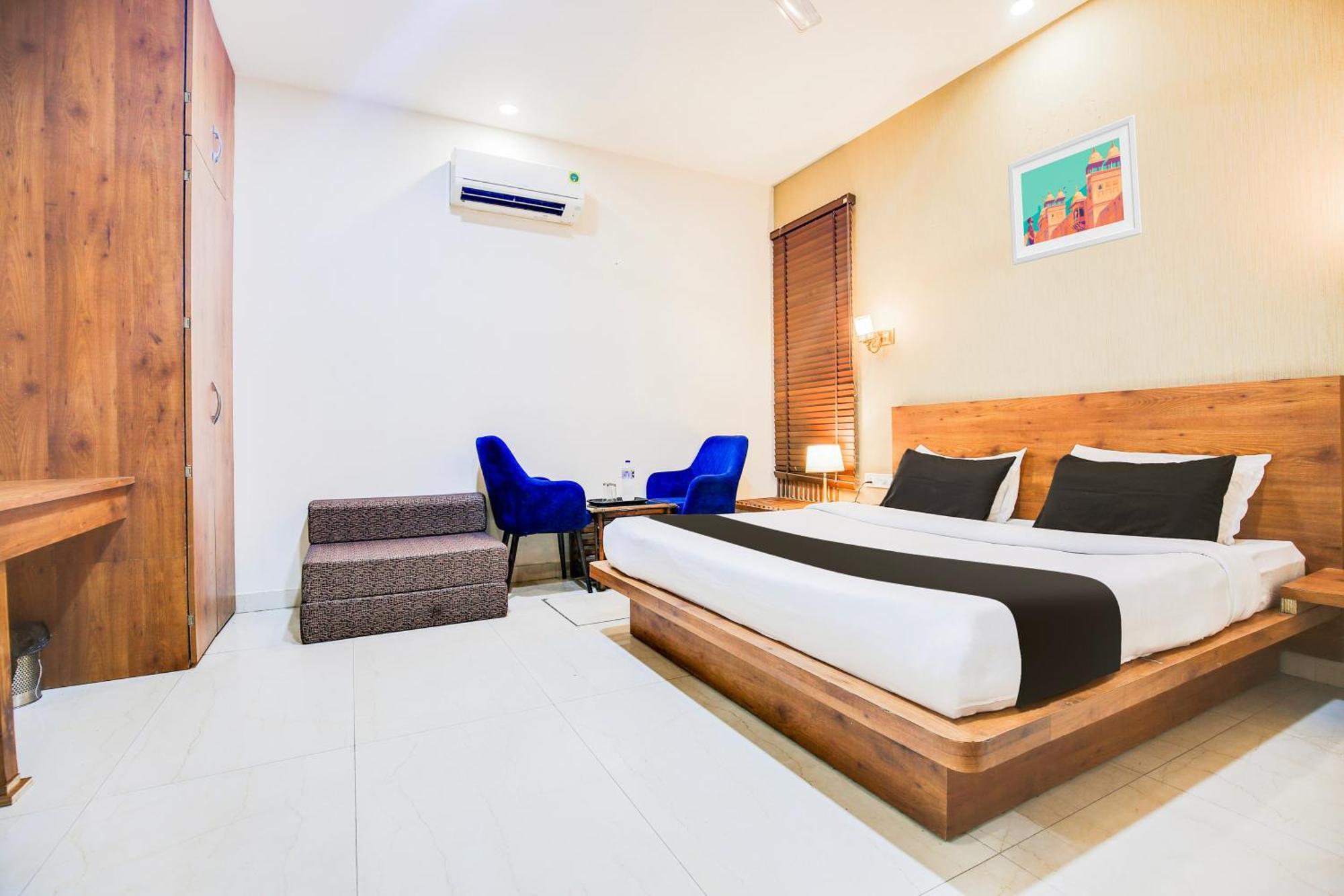 Super Townhouse Grand Fortune Amritsar Buitenkant foto
