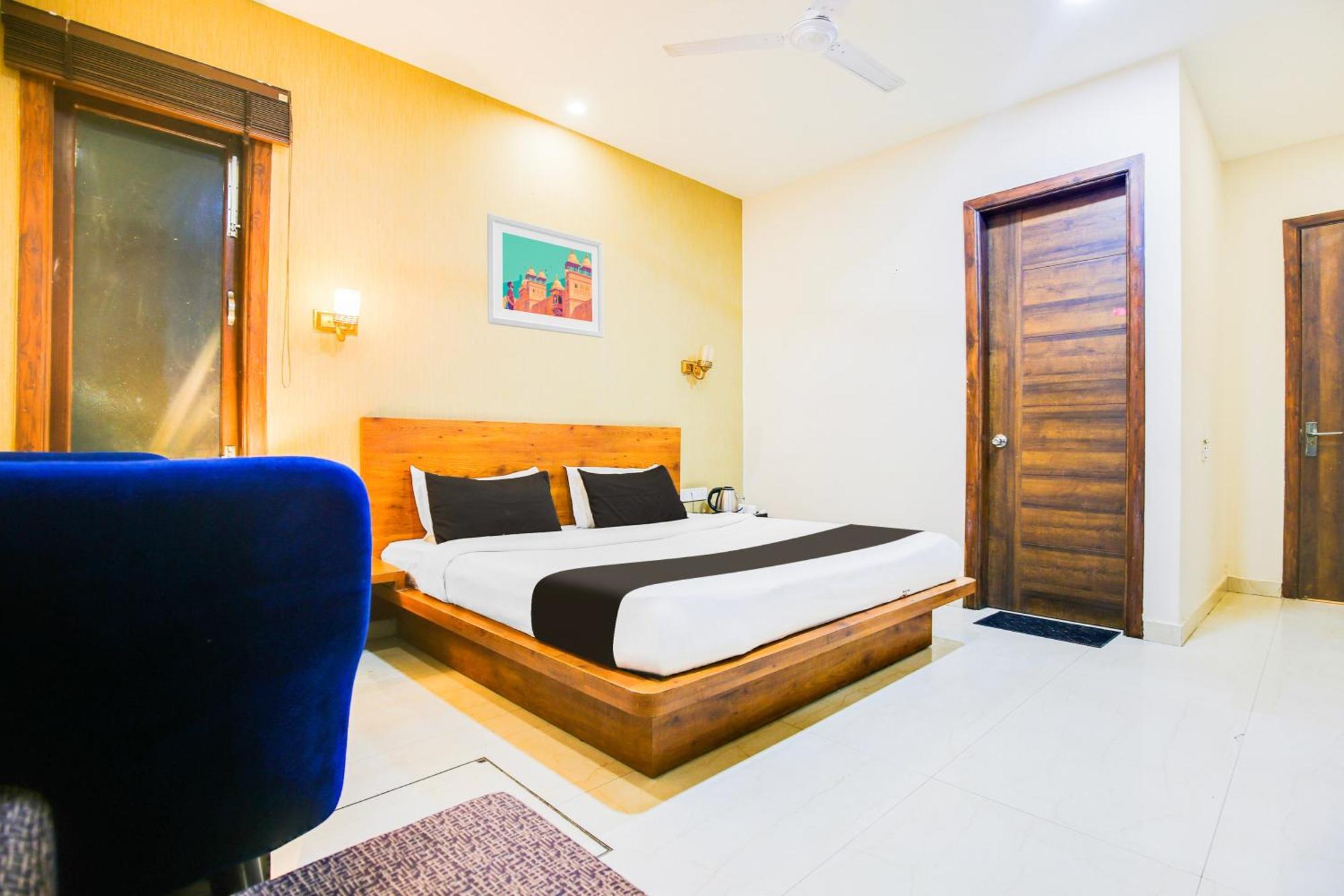 Super Townhouse Grand Fortune Amritsar Buitenkant foto
