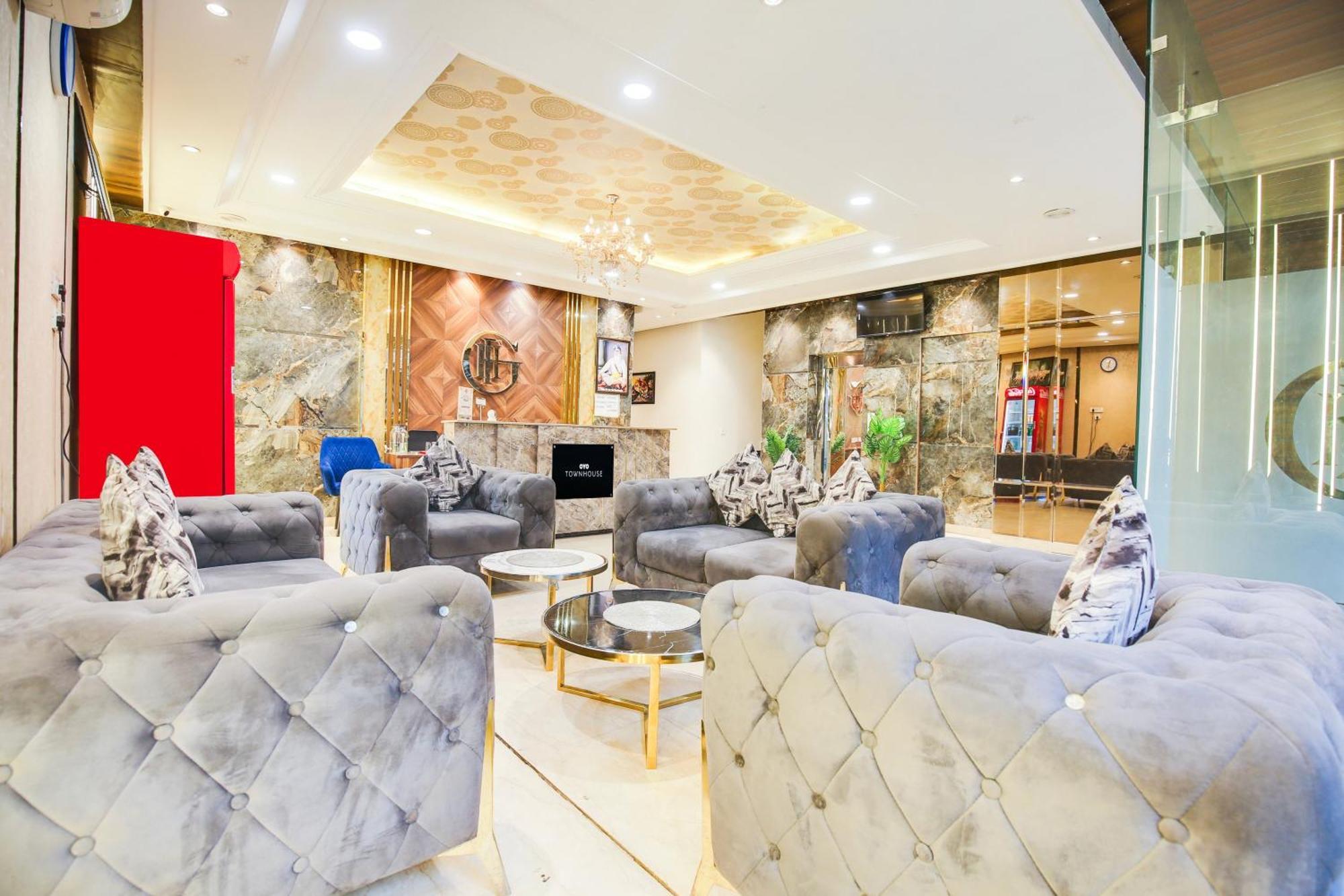 Super Townhouse Grand Fortune Amritsar Buitenkant foto