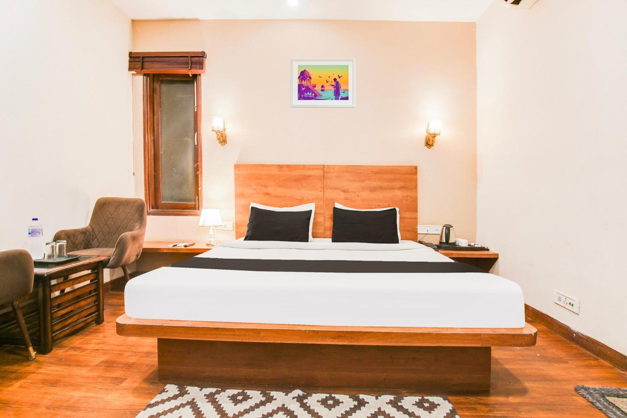 Super Townhouse Grand Fortune Amritsar Buitenkant foto