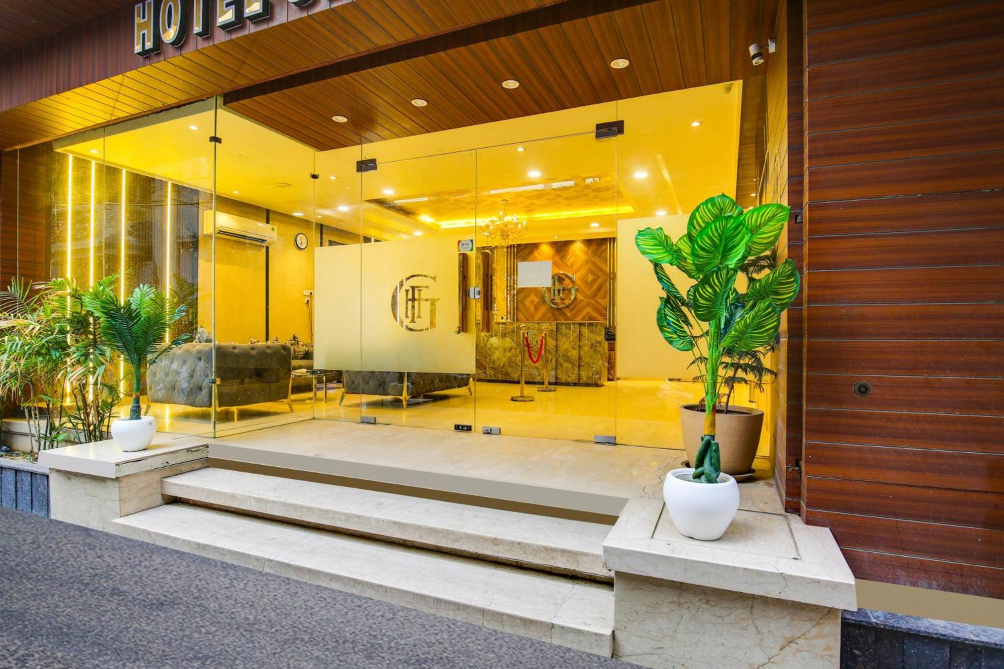 Super Townhouse Grand Fortune Amritsar Buitenkant foto